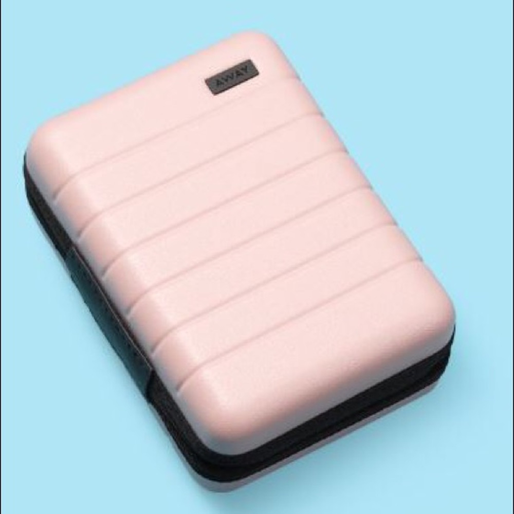 Away Mini: Blush Pink